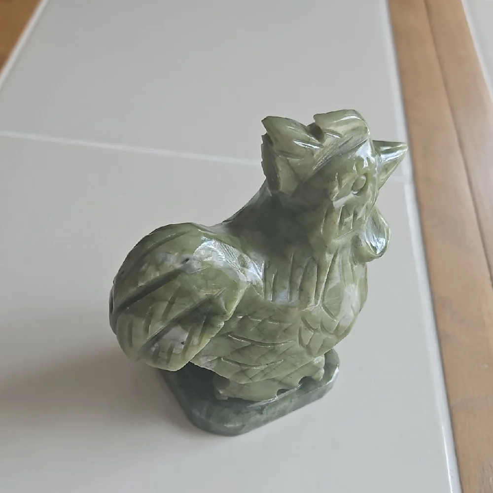 Green Stone Bird Figurine - Picture 4 of 4